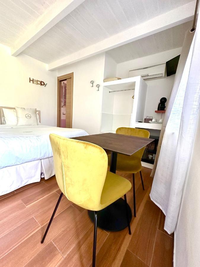 La Casa (Adults Only) Bed & Breakfast Bari Exterior photo