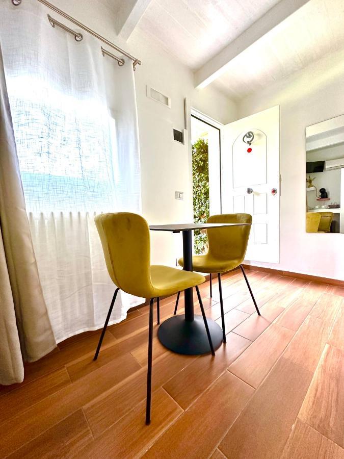 La Casa (Adults Only) Bed & Breakfast Bari Exterior photo